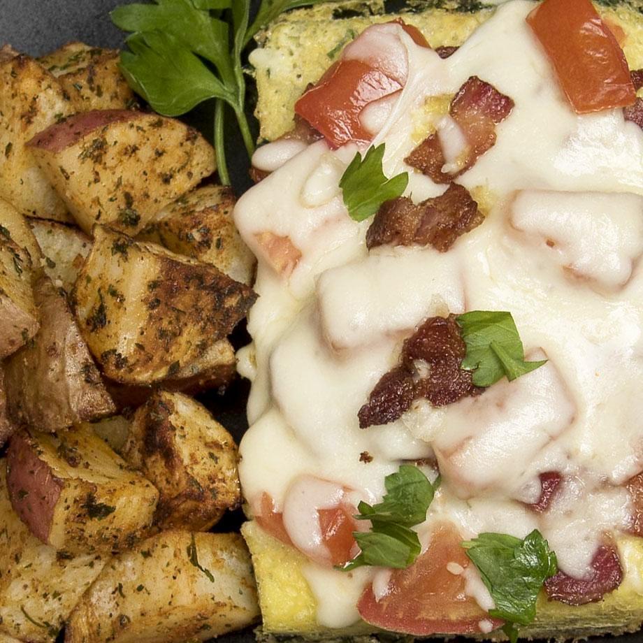 Bacon, Cheddar and Tomato Baked Omelet