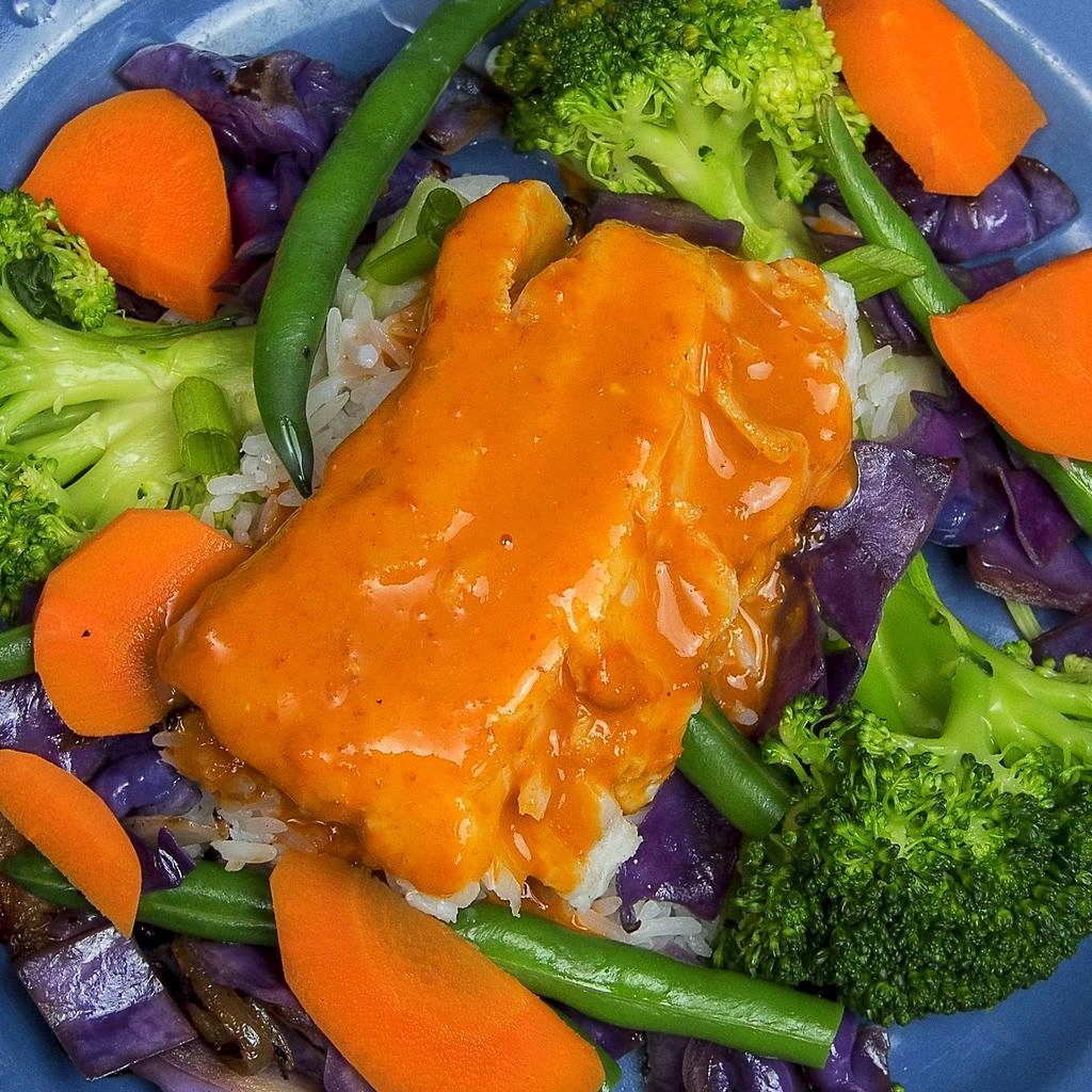 SPECIAL: Red Curry Poached Salmon